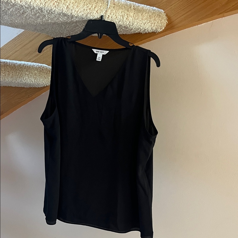 Nine West Black Sleeveless V-Neck top. Size XXL.  New without tags.
